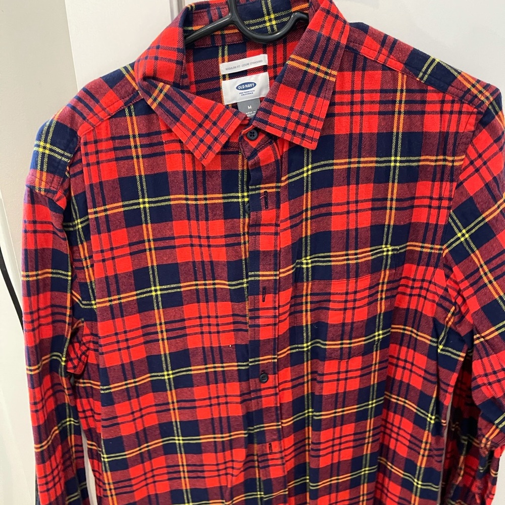 Old Navy Flannel Shirt - red - size medium